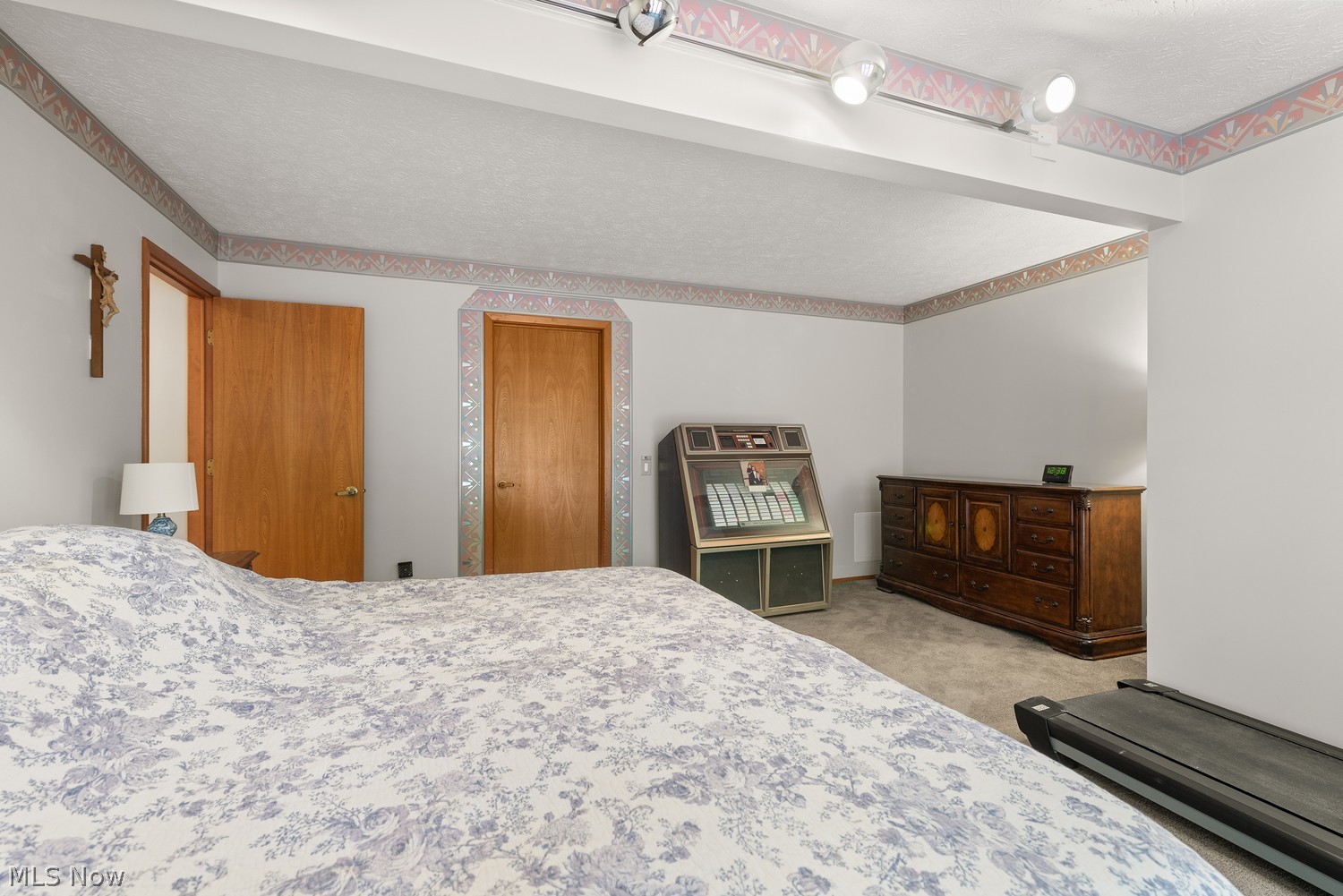 10539 Shale Brook Way Strongsville OH 44149