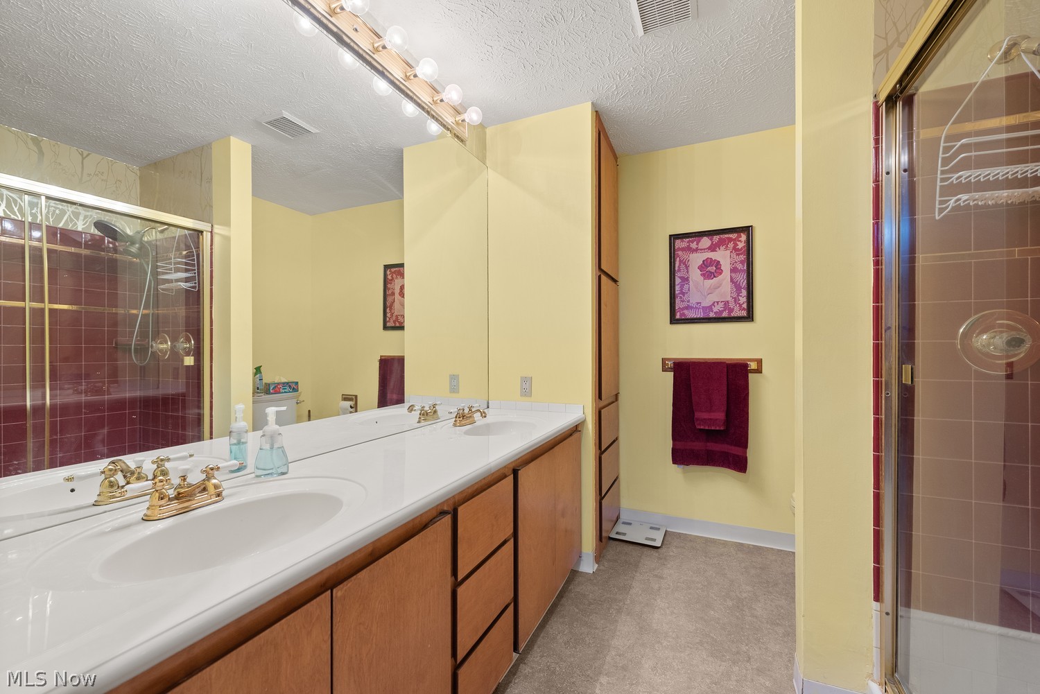 10539 Shale Brook Way Strongsville OH 44149