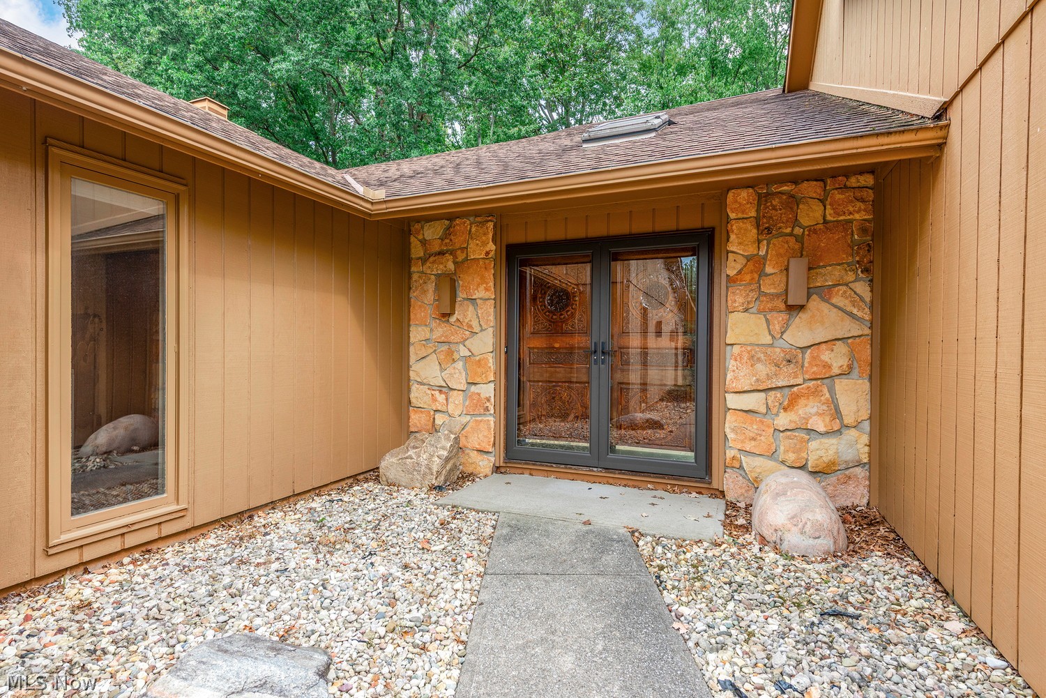 10539 Shale Brook Way Strongsville OH 44149