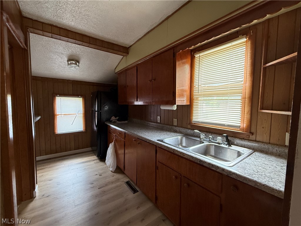 1517 Francis Avenue SE Warren OH 44484