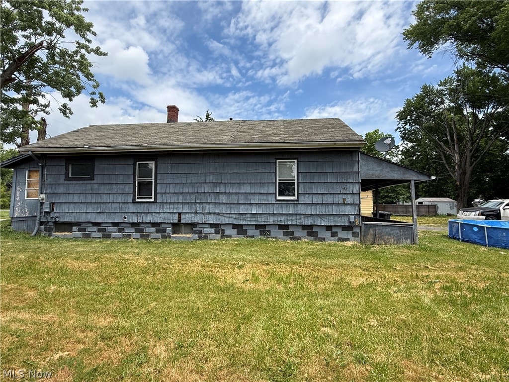 1517 Francis Avenue SE Warren OH 44484