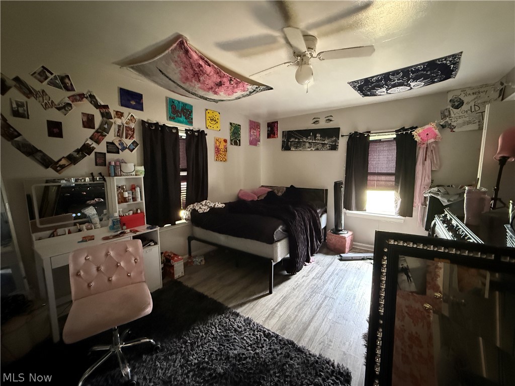 1517 Francis Avenue SE Warren OH 44484