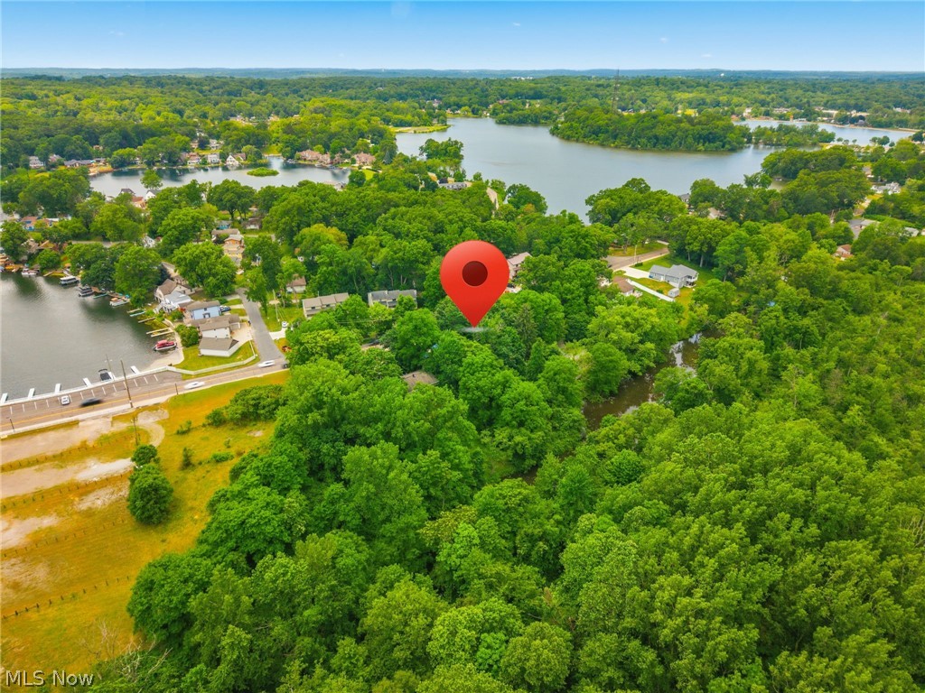 619 Portage Lakes Drive Akron OH 44319