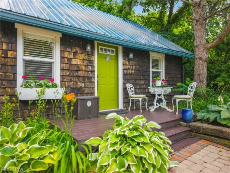 619 Portage Lakes Drive Akron OH 44319