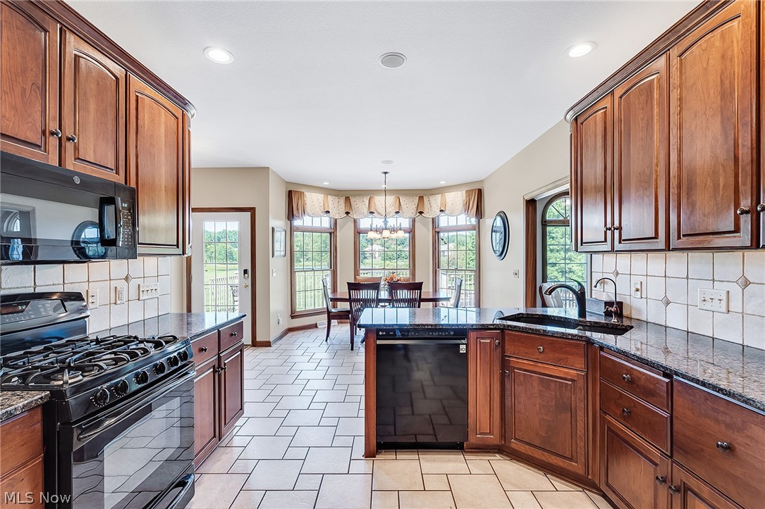 7004 Southberry Hill Canfield OH 44406