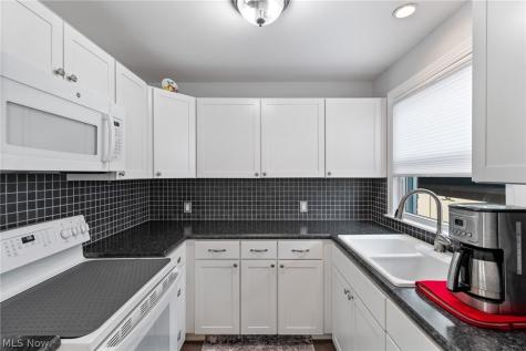 2557 9th Street Cuyahoga Falls OH 44221