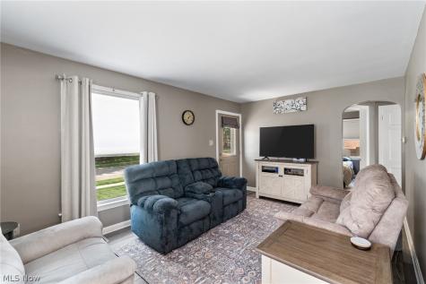 2557 9th Street Cuyahoga Falls OH 44221