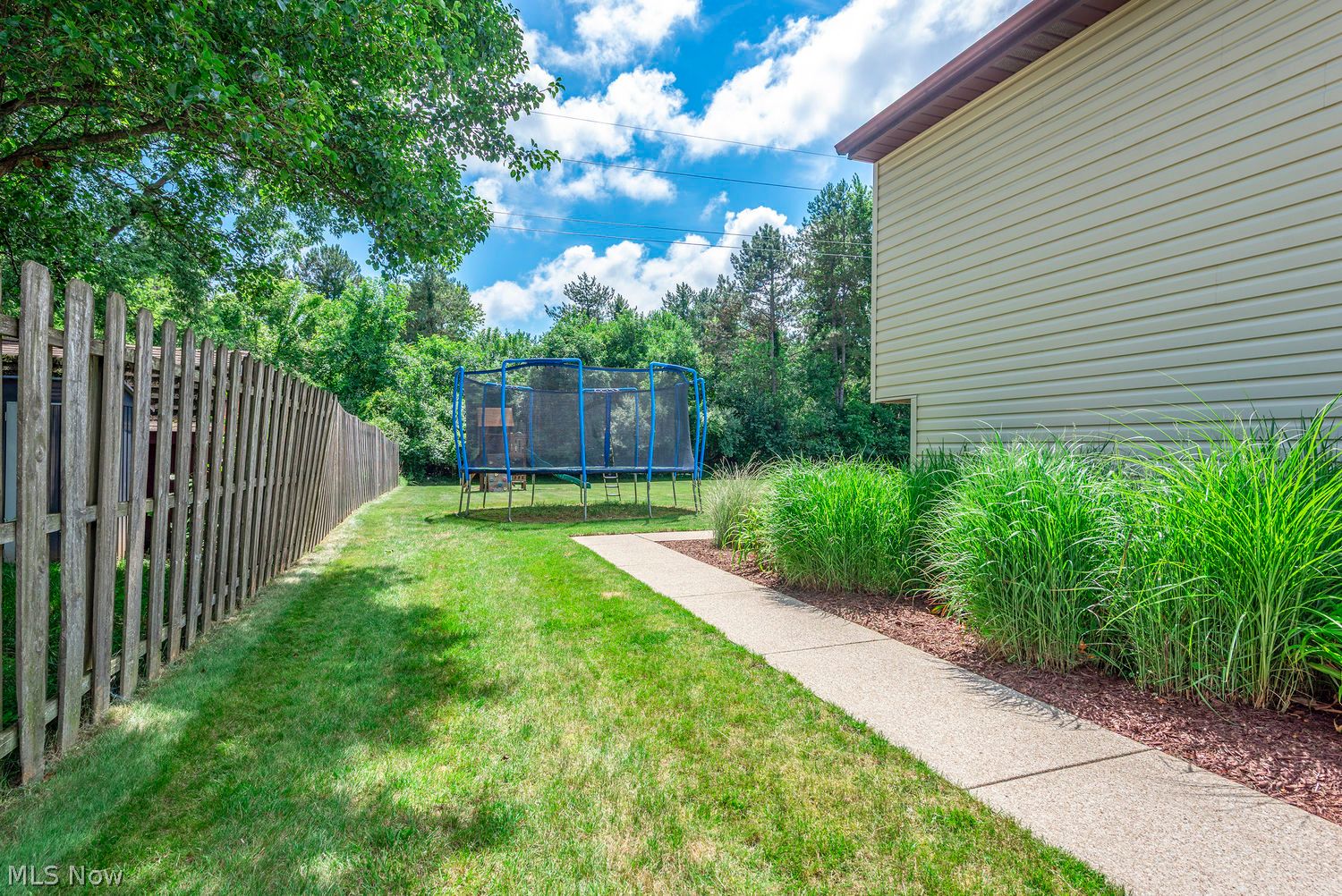 794 Glencairn Lane Brunswick OH 44212
