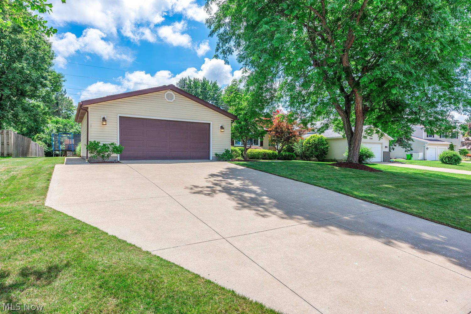 794 Glencairn Lane Brunswick OH 44212