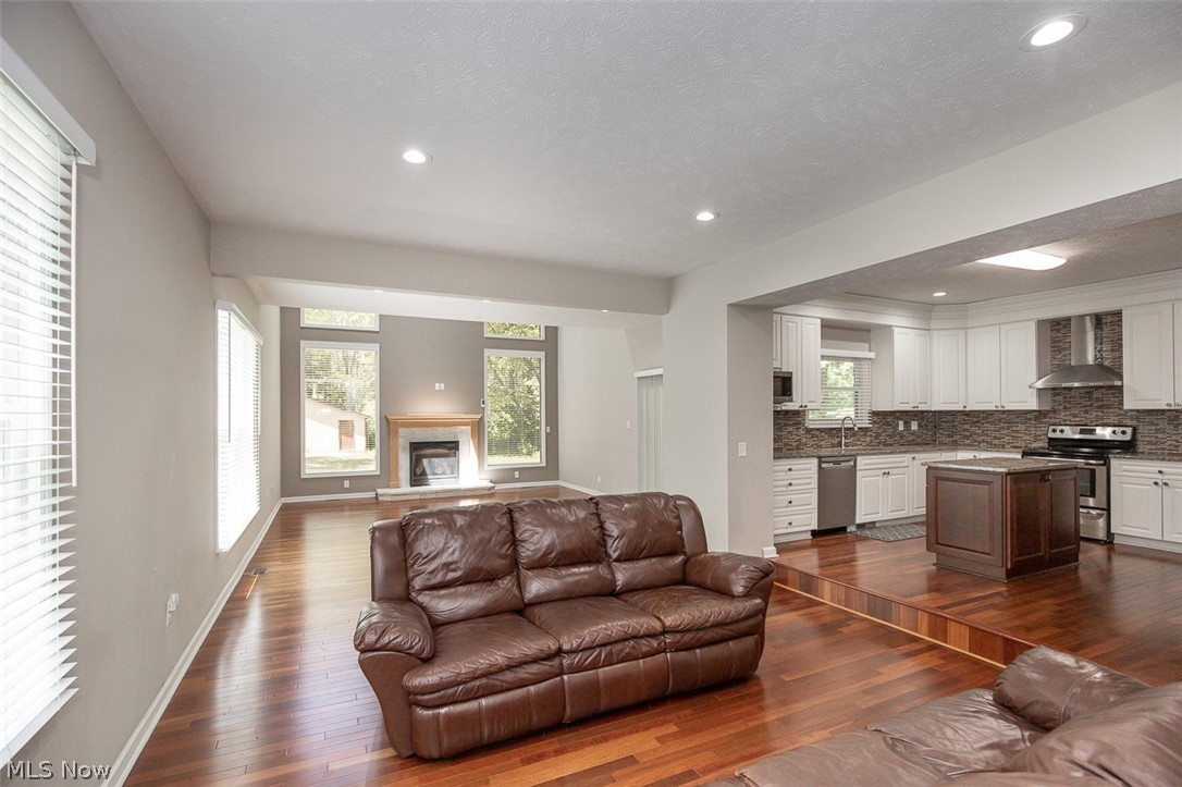 9338 Liberty Road Twinsburg OH 44087