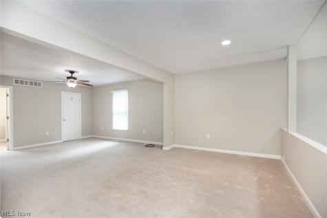 9338 Liberty Road Twinsburg OH 44087