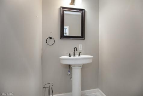 9338 Liberty Road Twinsburg OH 44087