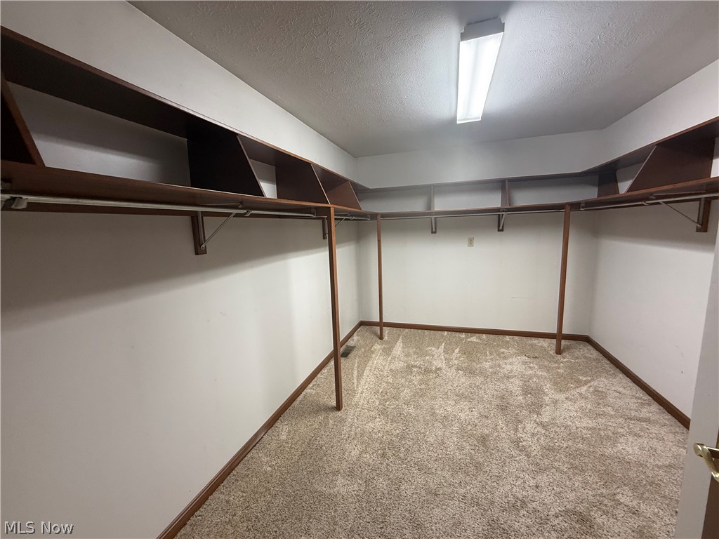1552 N 14th Street Cambridge OH 43725