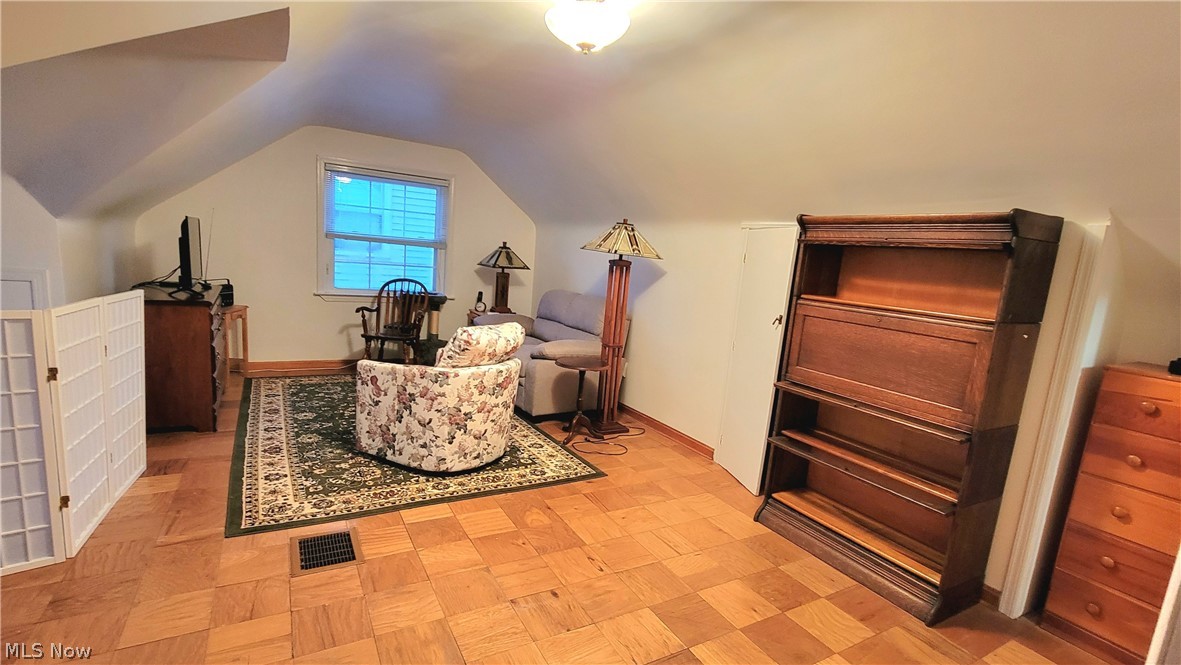 11807 Hastings Road Garfield Heights OH 44125