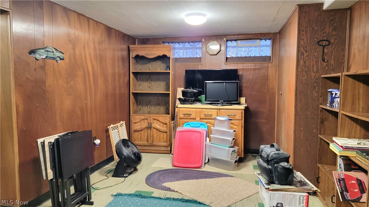 11807 Hastings Road Garfield Heights OH 44125