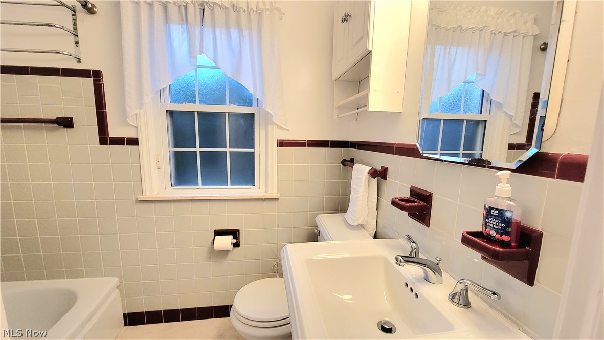 11807 Hastings Road Garfield Heights OH 44125