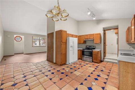 37888 N Doovys Street Avon OH 44011