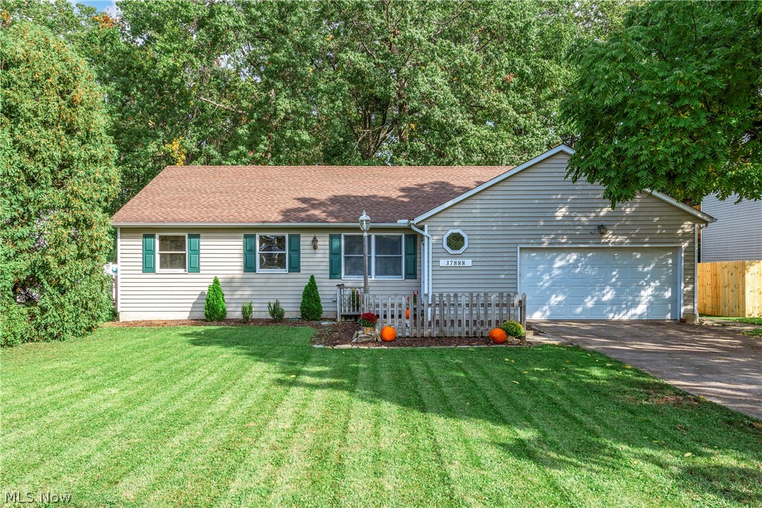 37888 N Doovys Street Avon OH 44011