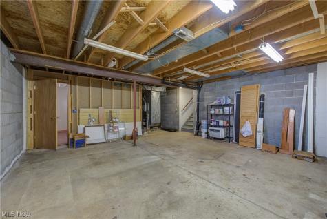37888 N Doovys Street Avon OH 44011