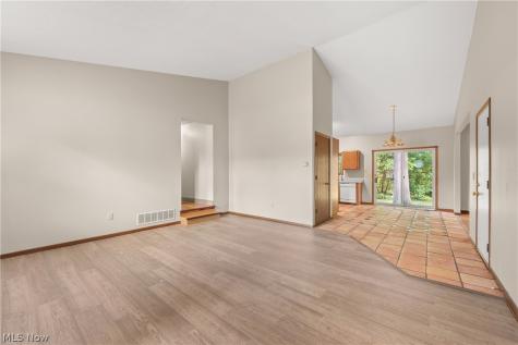 37888 N Doovys Street Avon OH 44011