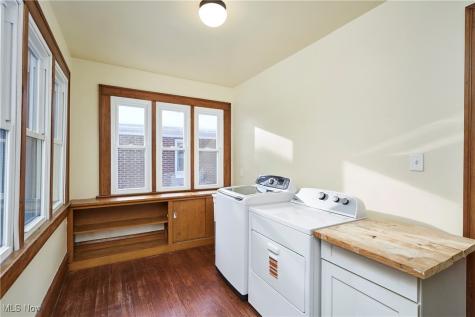 141 Storer Avenue Akron OH 44302