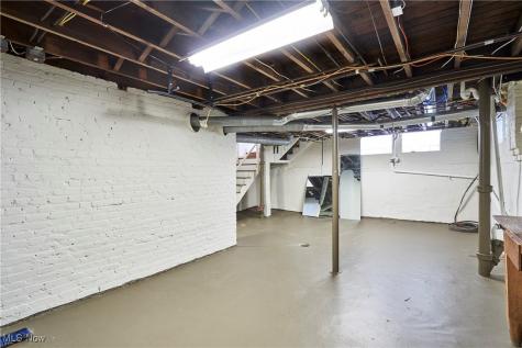 141 Storer Avenue Akron OH 44302