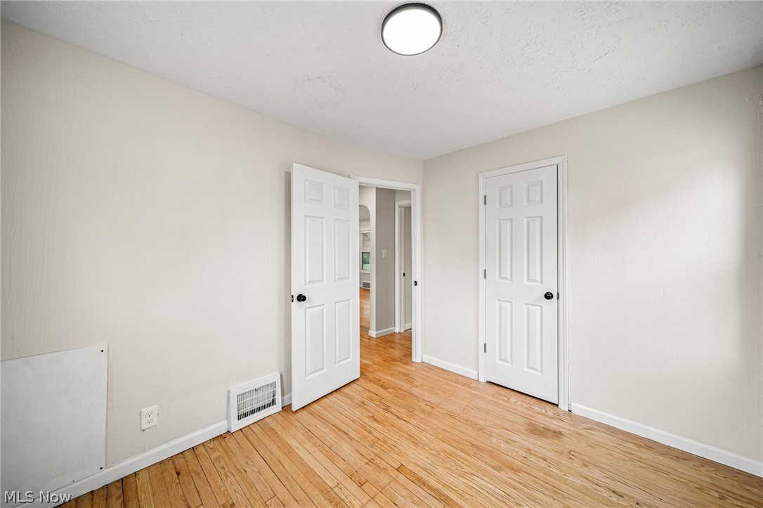 3983 E 176th Street Cleveland OH 44128