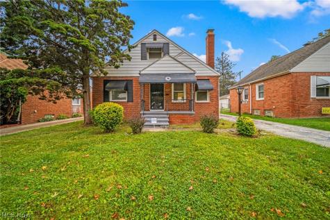 3983 E 176th Street Cleveland OH 44128