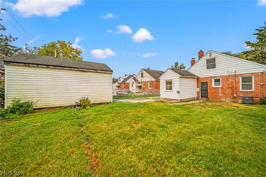 3983 E 176th Street Cleveland OH 44128