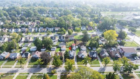 3983 E 176th Street Cleveland OH 44128