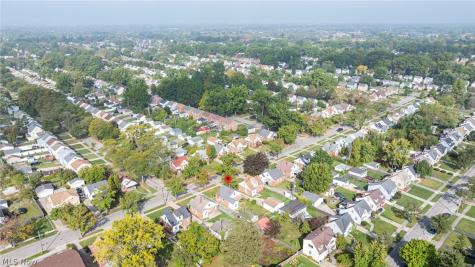 3983 E 176th Street Cleveland OH 44128
