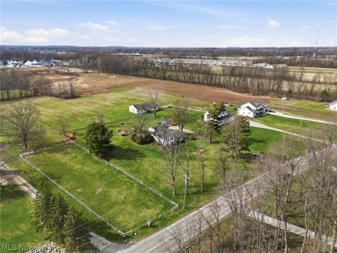 8134 Oberlin Road Elyria OH 44035