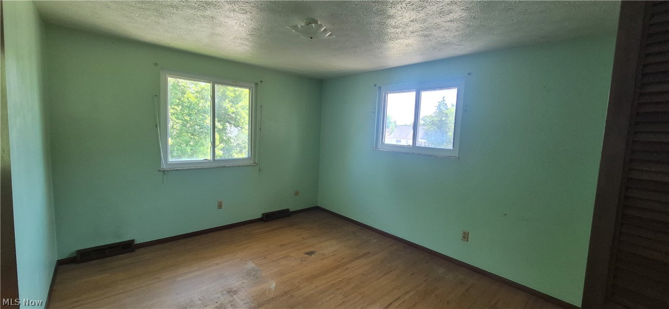 3908 Kenmore Avenue Parma OH 44134