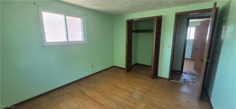 3908 Kenmore Avenue Parma OH 44134