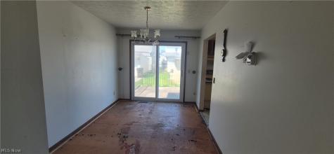 3908 Kenmore Avenue Parma OH 44134