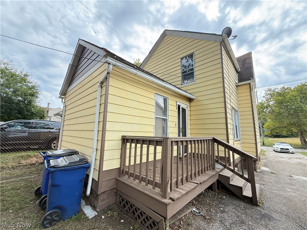 6721 Hough Avenue Cleveland OH 44103