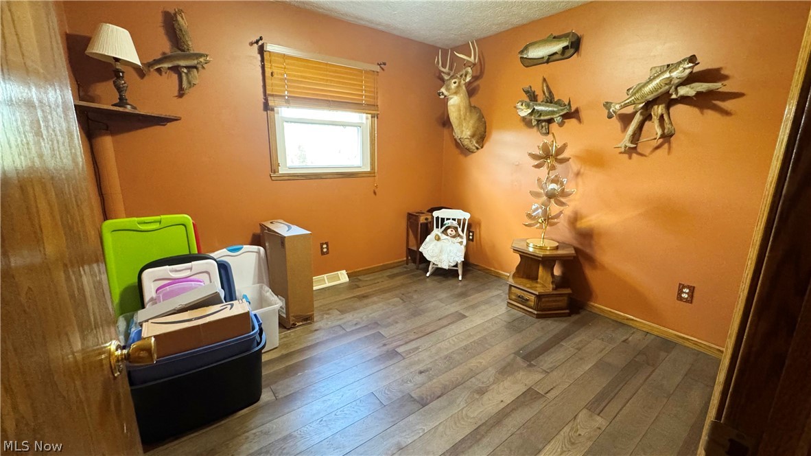 25 Oak Drive Dillonvale OH 43917