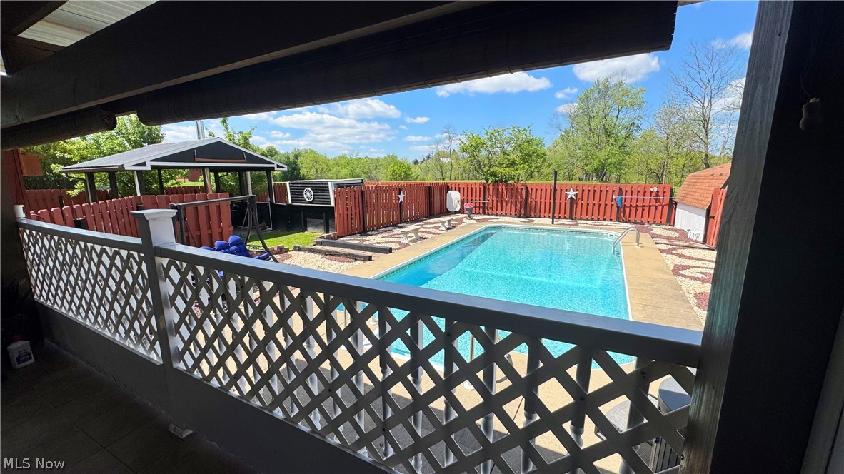 25 Oak Drive Dillonvale OH 43917