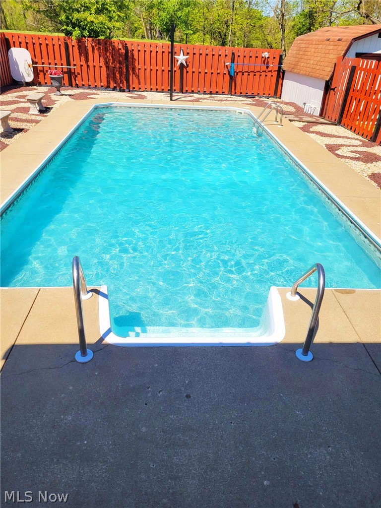 25 Oak Drive Dillonvale OH 43917