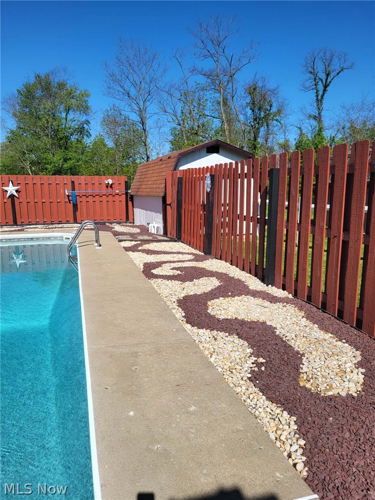 25 Oak Drive Dillonvale OH 43917