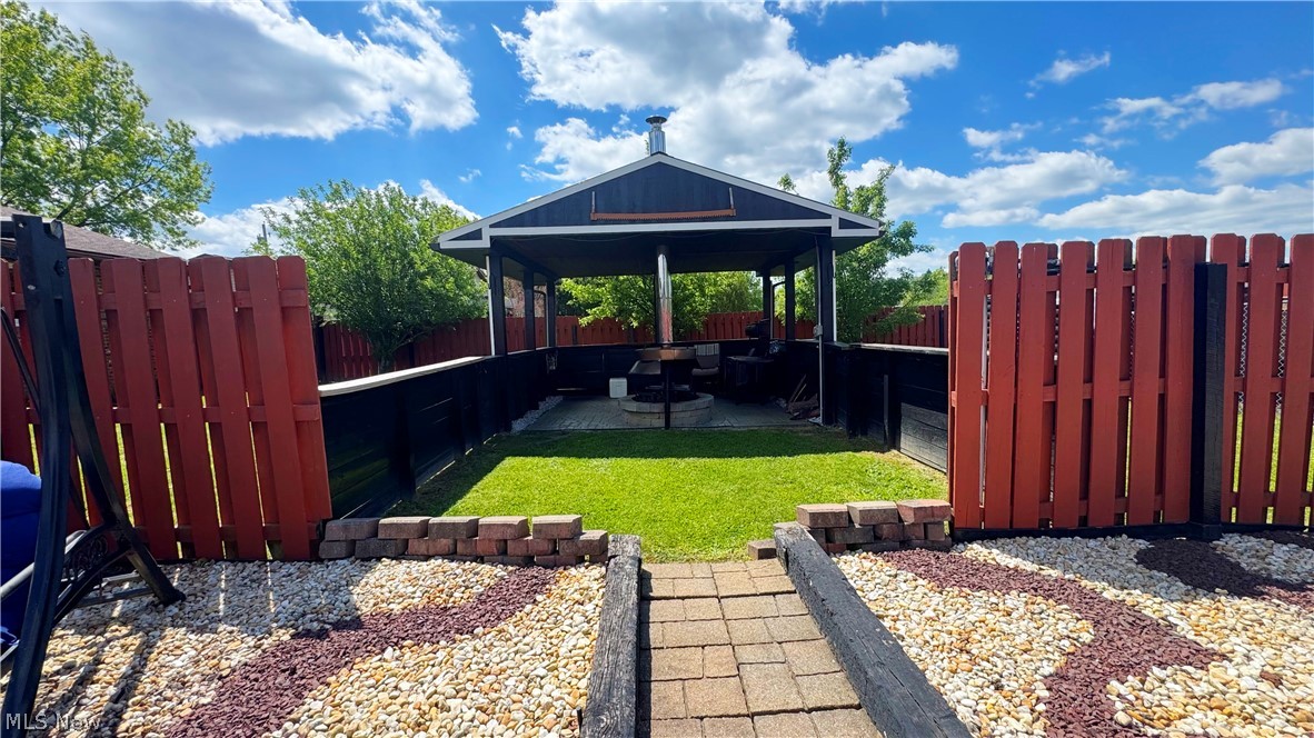 25 Oak Drive Dillonvale OH 43917