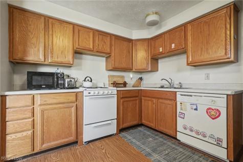 9040 Cambridge Drive Northfield OH 44067
