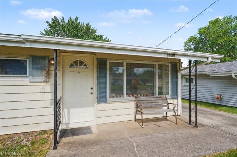 9040 Cambridge Drive Northfield OH 44067