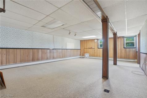 8733 State Route 44 Ravenna OH 44266