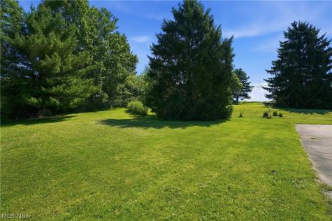 8733 State Route 44 Ravenna OH 44266
