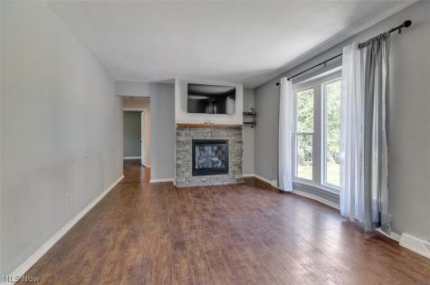 23954 Maple Ridge Road North Olmsted OH 44070