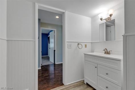 23954 Maple Ridge Road North Olmsted OH 44070