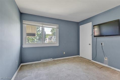 23954 Maple Ridge Road North Olmsted OH 44070
