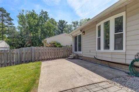 23954 Maple Ridge Road North Olmsted OH 44070