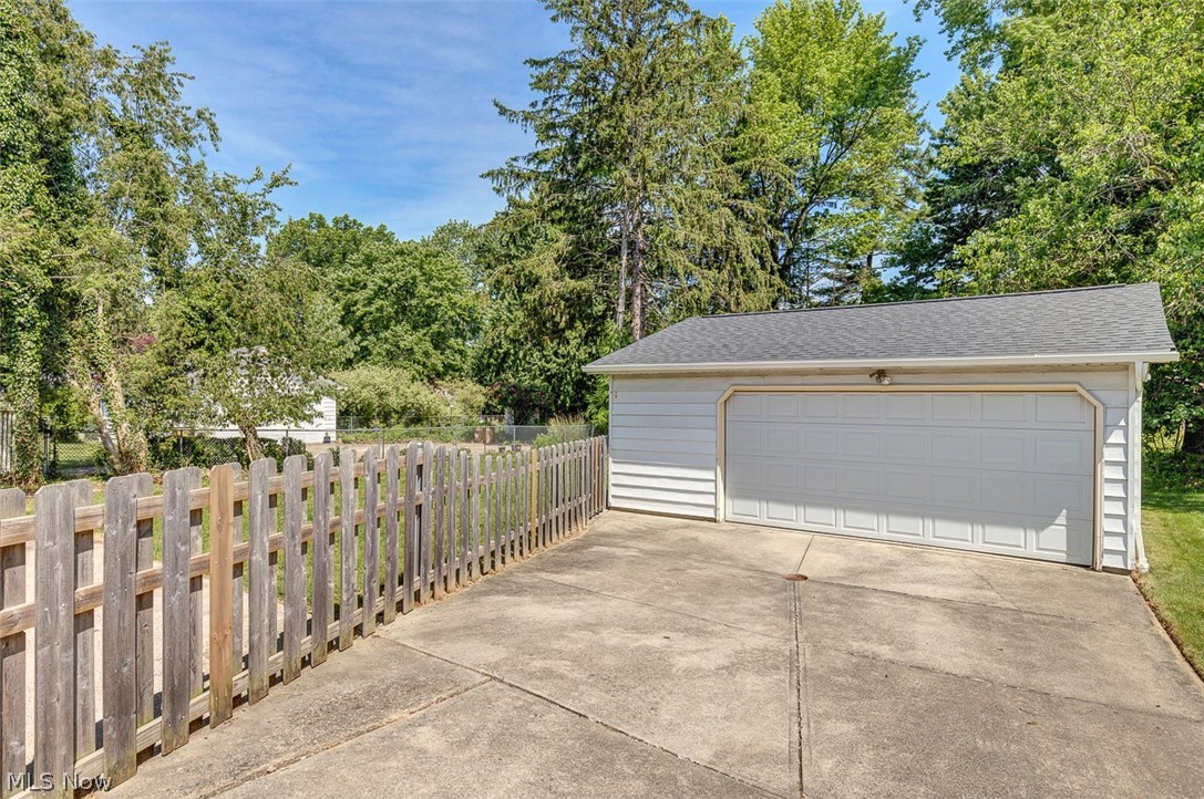 23954 Maple Ridge Road North Olmsted OH 44070